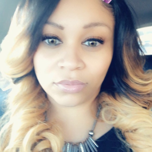 Meet your Posher, Keisha - Picture 1 of 1